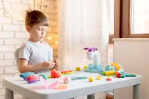 Read more about the article Role play & Pretend Play